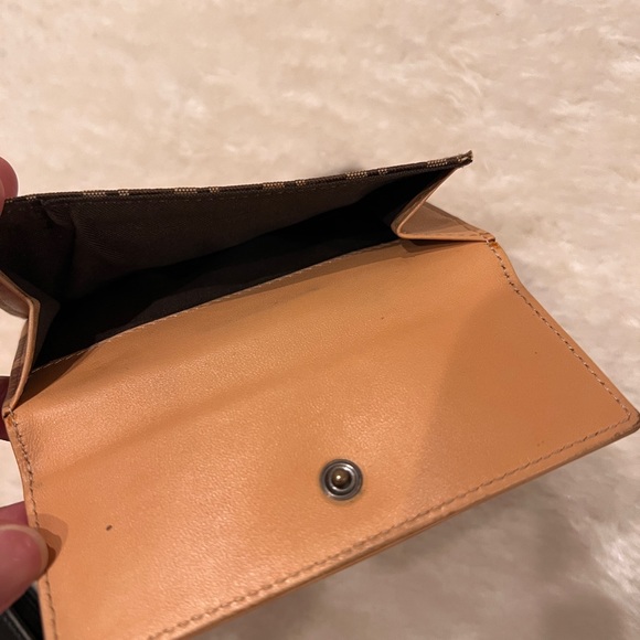 Authentic Fendi Wallet - Picture 6 of 7
